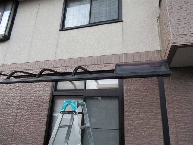 張り替え前のテラス屋根