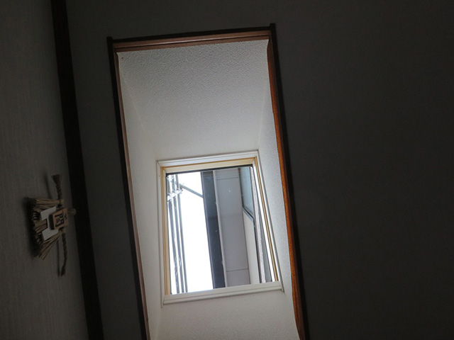 室内から見た完了後の様子