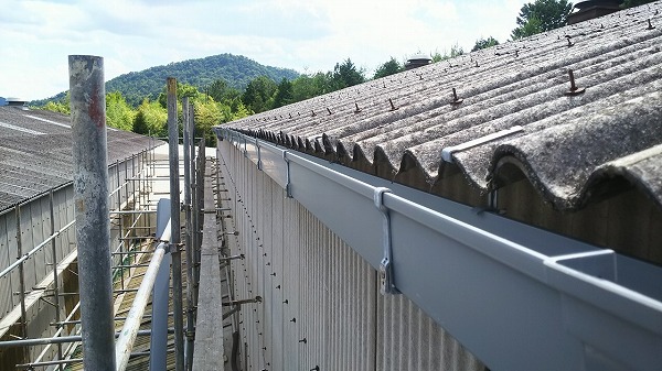 角軒樋取り付け