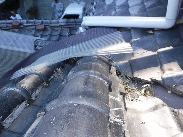 ポリカ下谷板詰まり