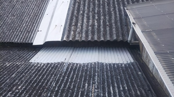 呉市波形スレート屋根差し替え