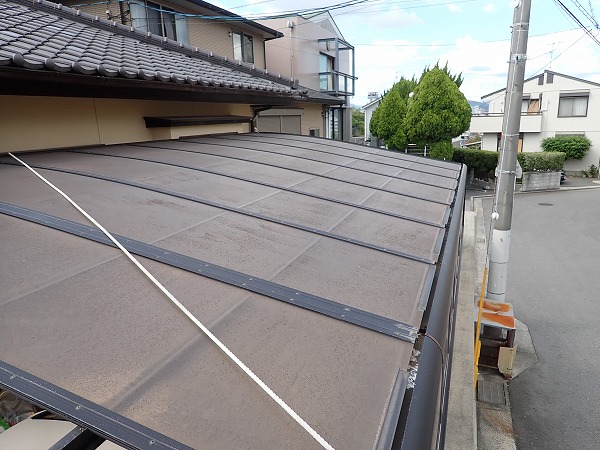 呉市　台風強風ポリカ屋根破損