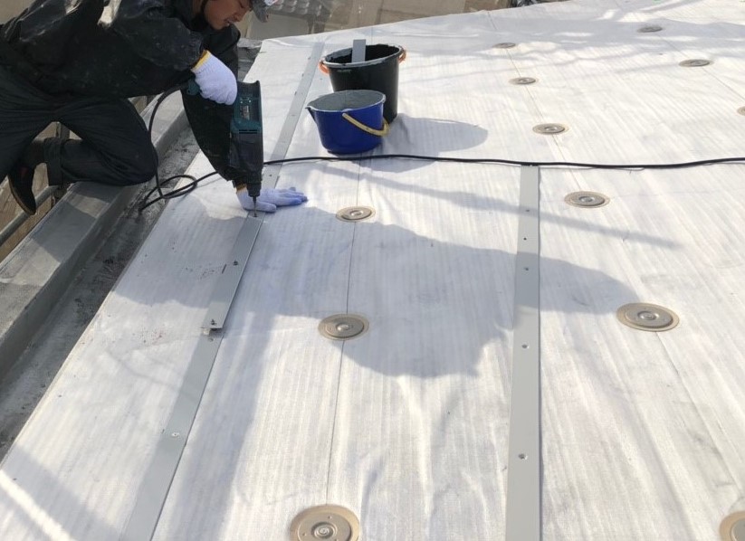 米原市のアパートの屋根防水下地写真④