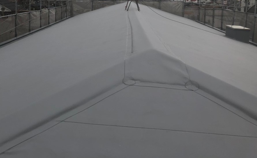 米原市のアパートの屋根防水塩ビシート写真⑤