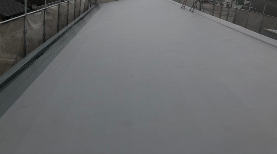 米原市アパート屋根防水工事完成