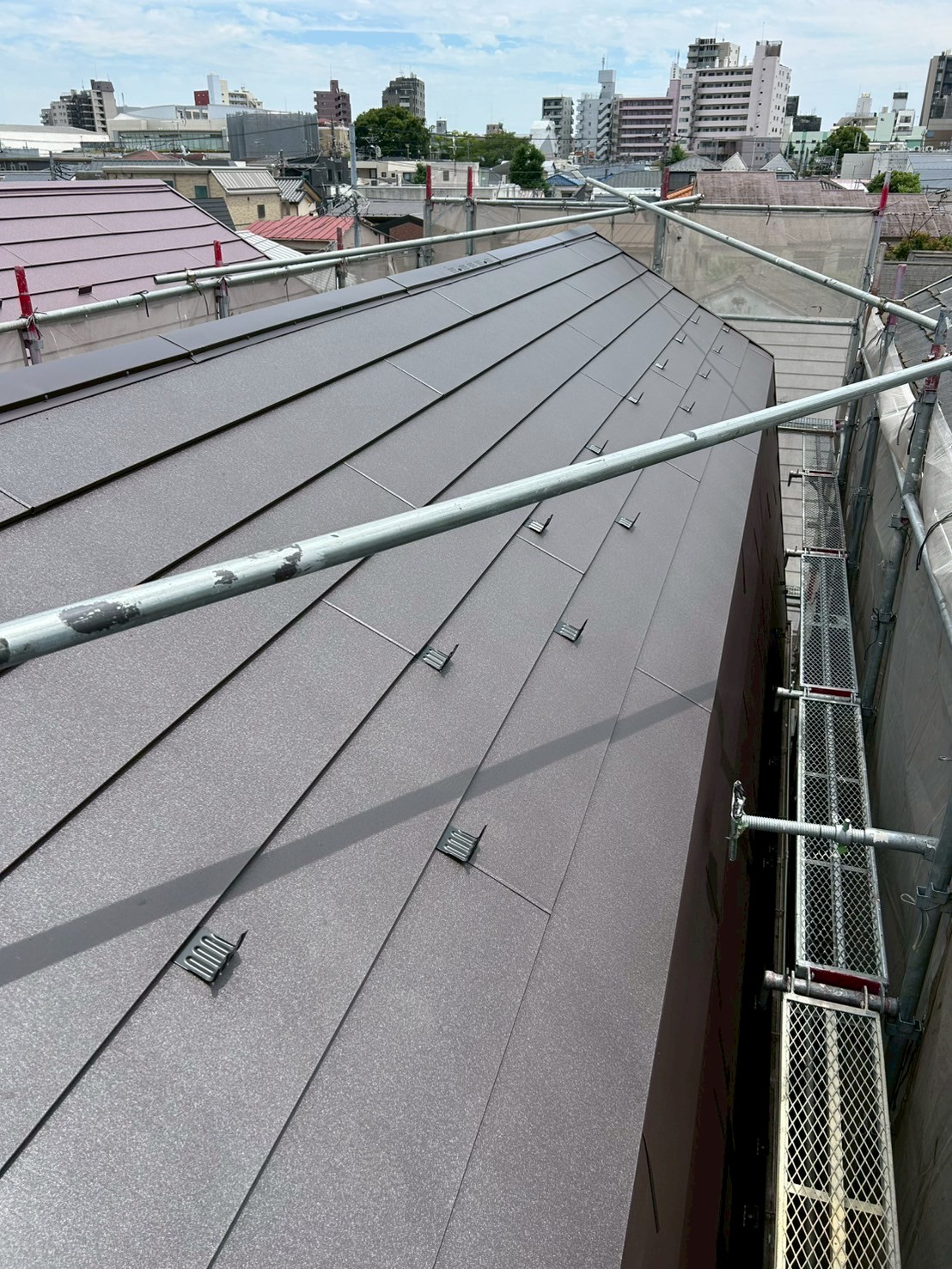 久喜　屋根カバー工事