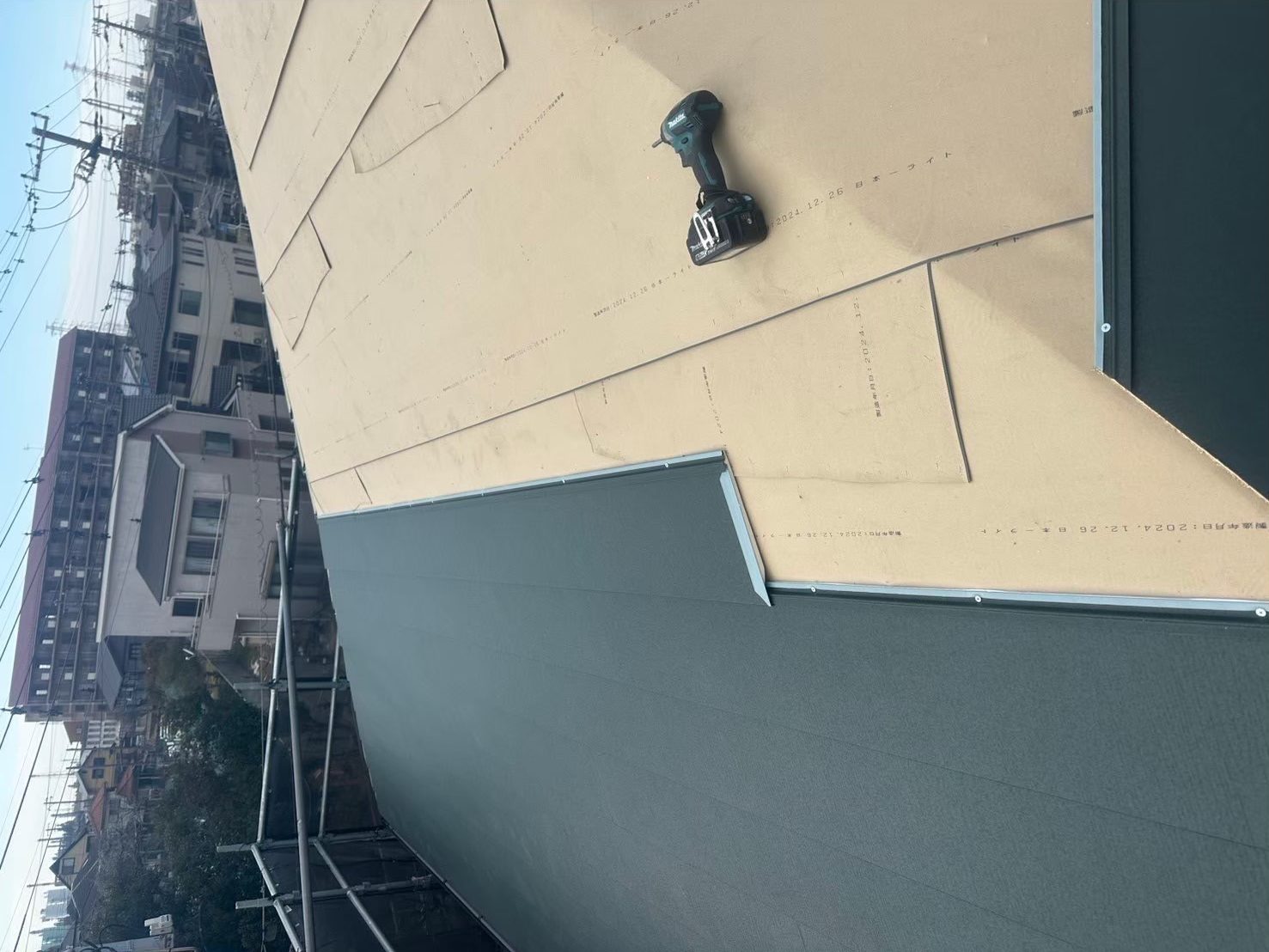 シェイドモスグリーン