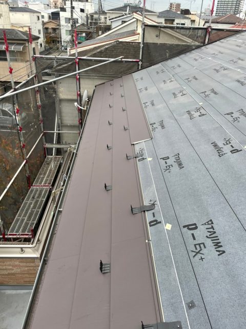 横暖ルーフカバー