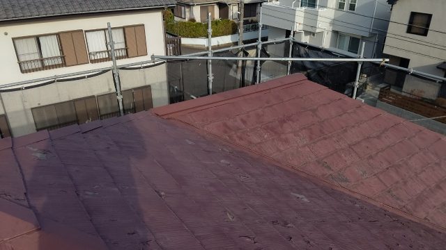 劣化したスレート屋根