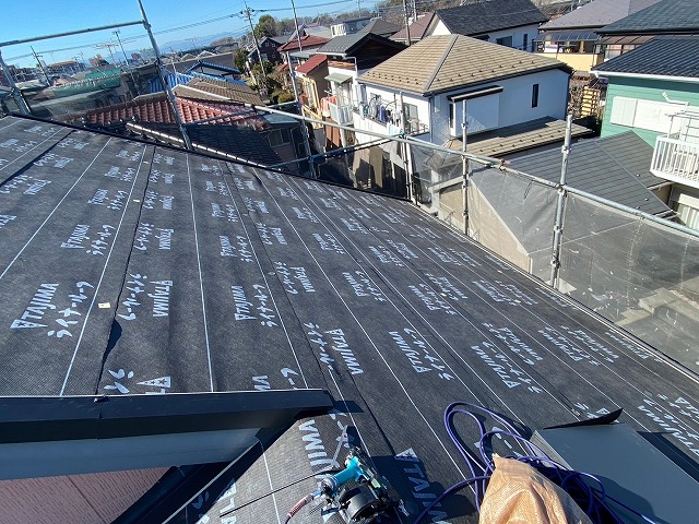 横暖ルーフαｓ　屋根カバー工事