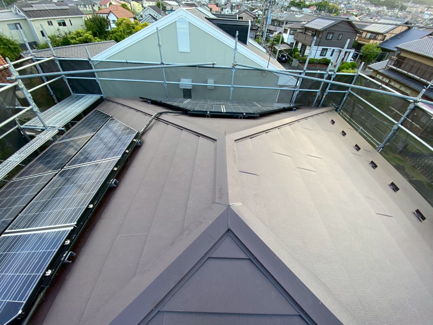 屋根カバー工事