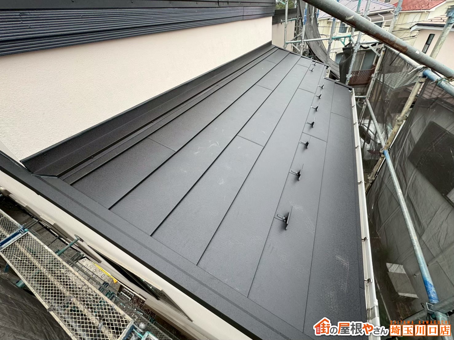 屋根カバー工事　施工後