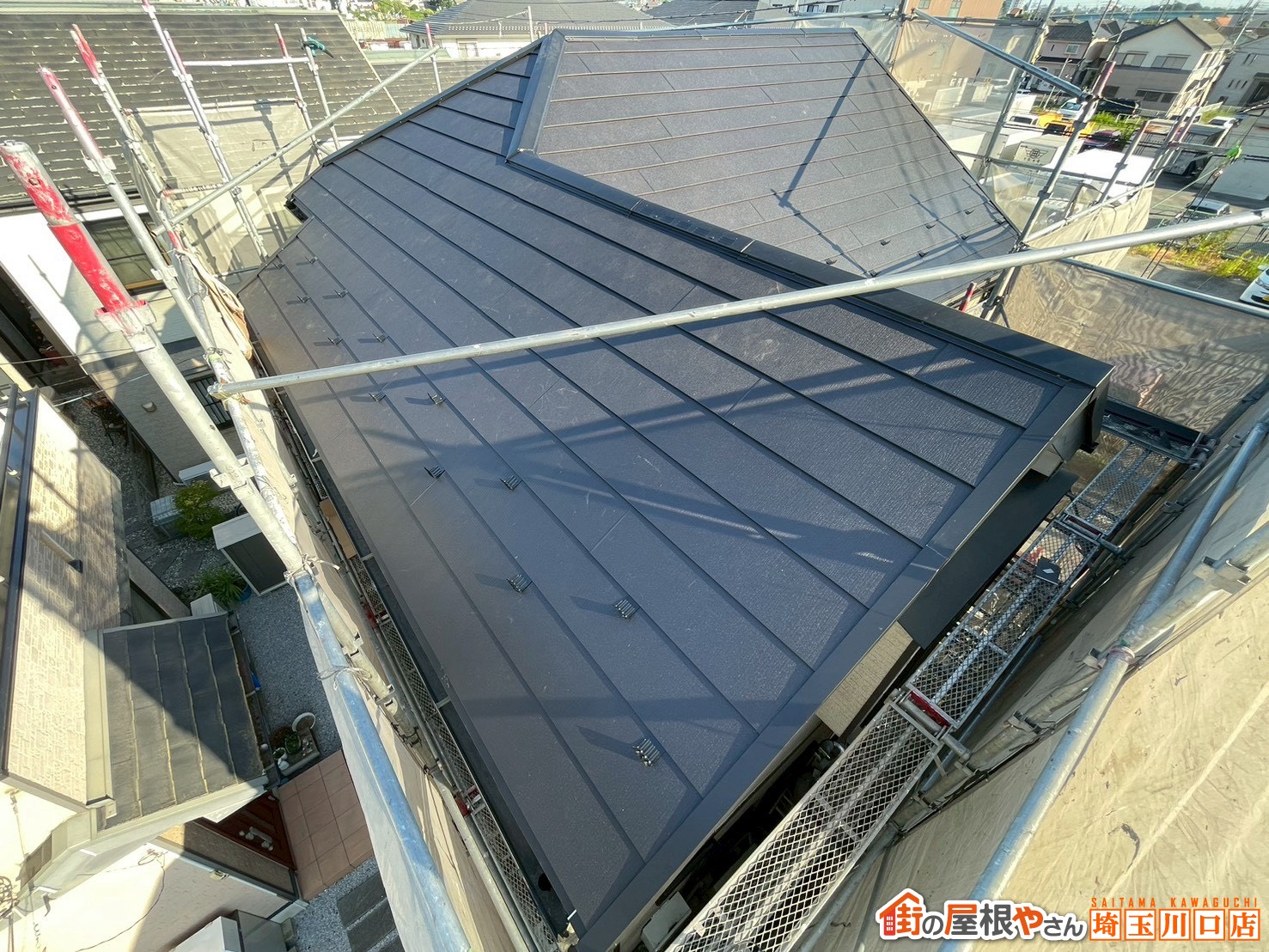 屋根カバー工事　施工後