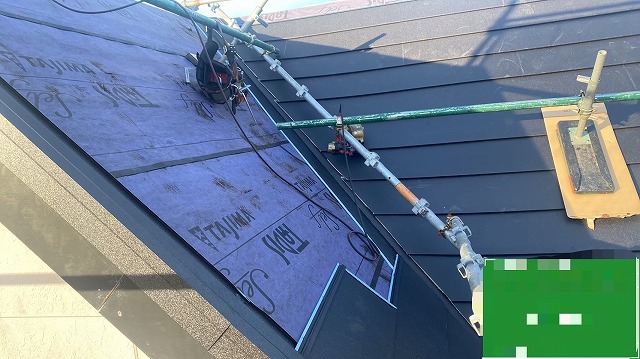 少しでも気になることがありましたら無料で現地調査～お見積りまで行っております。 今後とも街の屋根やさん埼玉川口店をよろしくお願いいたします。 TikTokで会社の日常もアップしております。下記リンクをクリック！！！　★絶賛バズり中★ アカウント名：バズルーフ 今後も会社の楽しい日常と工事に関してのブログをあげてまいりますので 応援・フォローよろしく～！！！