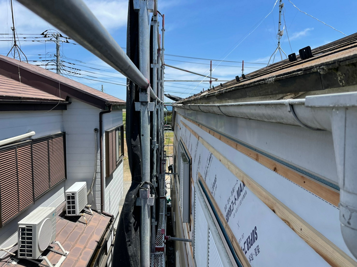 施工前の雨樋