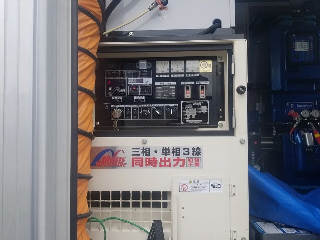 超速ウレタン防水の車載システムです　発電機です
