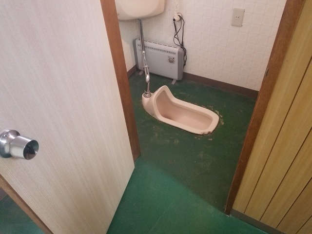和式トイレを洋式にリフォームします