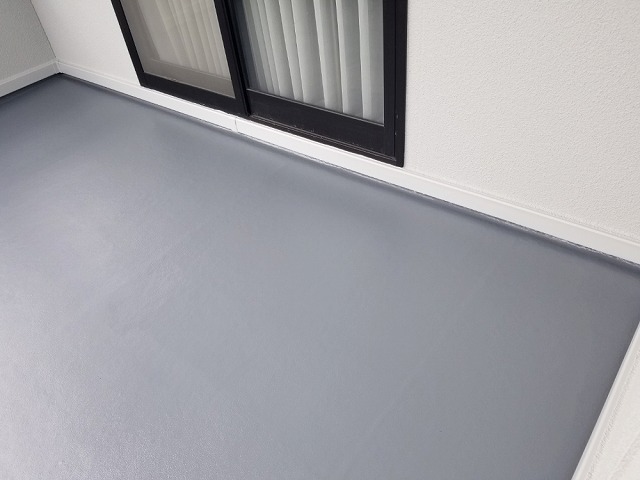 超速硬化ウレタンスプレー防水完成です。