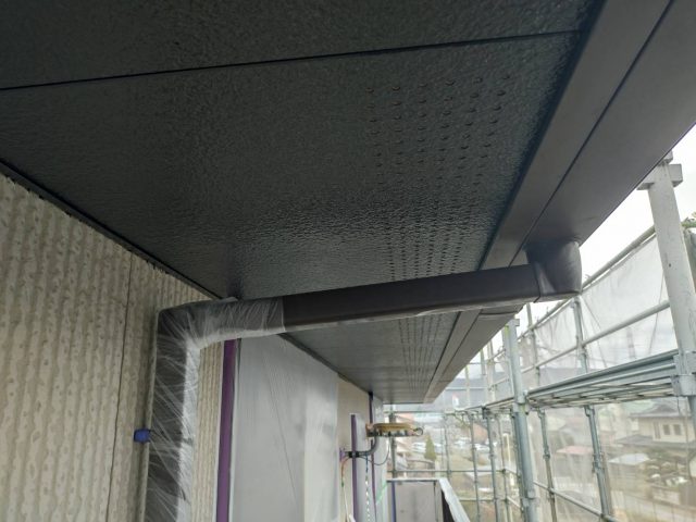 伊那市境K邸軒天仕上げ塗装