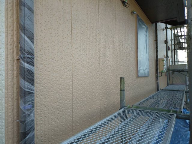 伊那市境K邸外壁上塗り