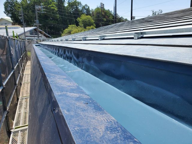 伊那市_屋根塗装工事_上塗り