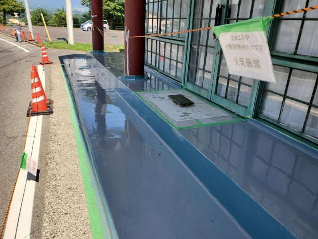 伊那市K様邸_犬走_ウレタン1