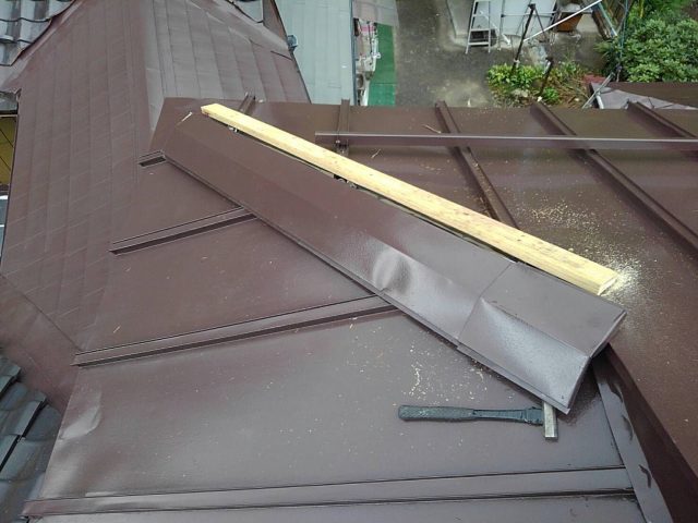 阿南町_屋根塗装_隅棟4
