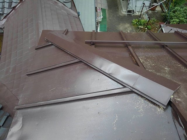 阿南町_屋根塗装_隅棟5