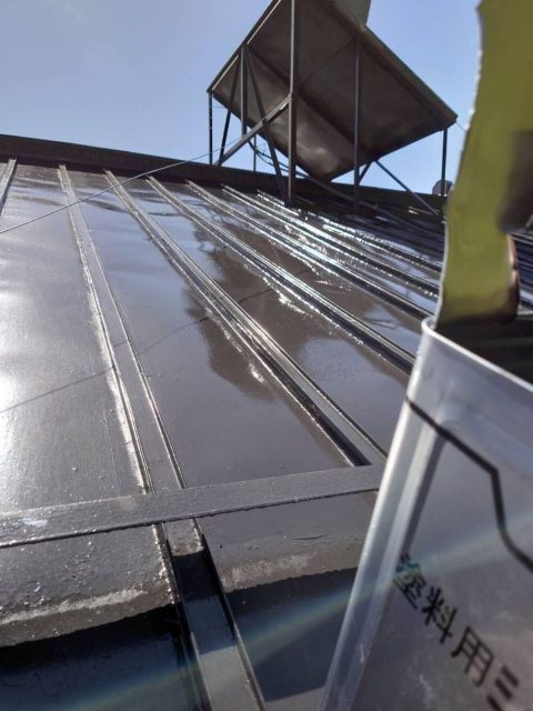 阿南町トタン屋根_上塗り３