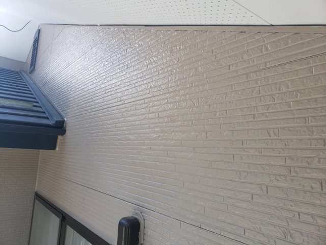 飯田市Y邸_外壁上塗り2
