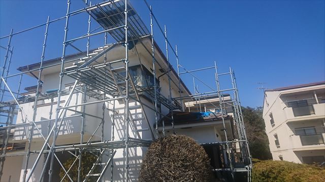 長野県塩尻外壁屋根カバー足場3