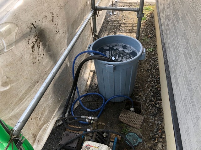 コロニアルの除菌高圧洗浄をしました1