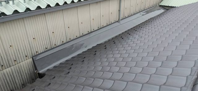 瓦屋根_上塗り1