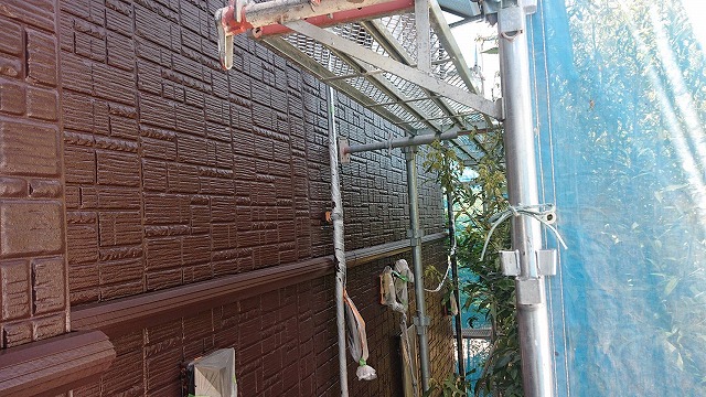 上伊那郡飯島町セキスイハイム外壁塗装中塗り2