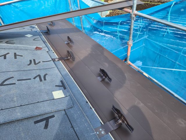 阿智村屋根カバー_GL雪止め