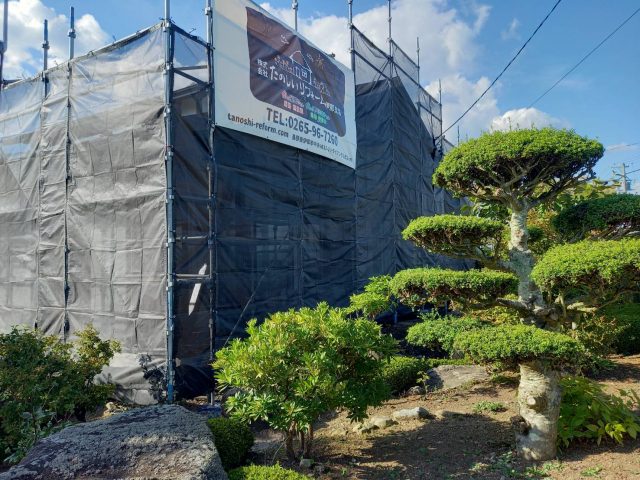 伊那市K邸足場の設置