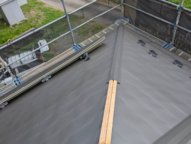 伊那市T邸屋根カバー棟板金工事