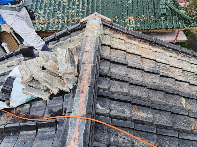 伊那市G邸_瓦積直し工事-棟撤去2