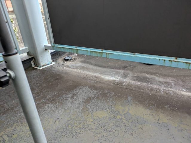 飯田市I邸ベランダ施工前