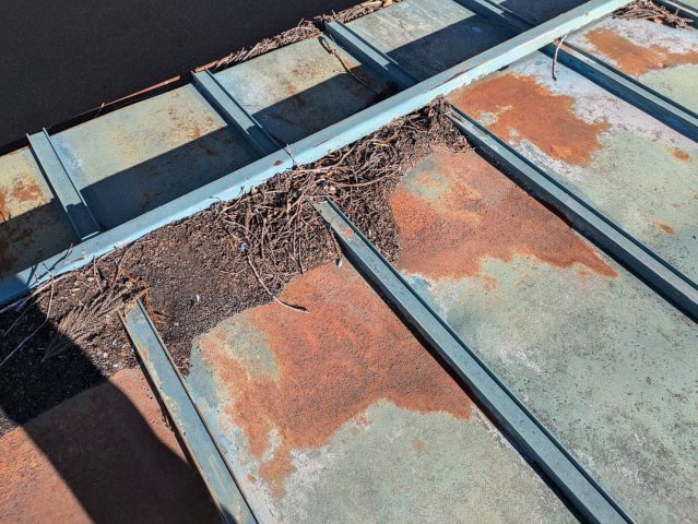 駒ヶ根市中沢M邸施工前屋根