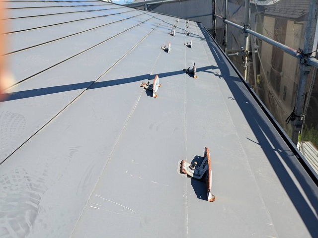 駒ヶ根市T邸施工前屋根　チョーキング現象