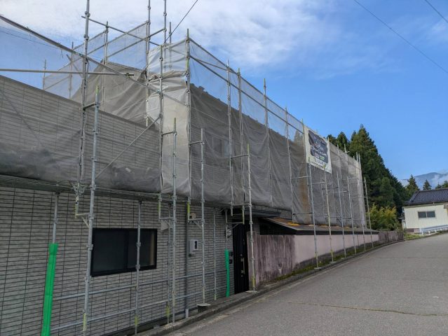 宮田村T邸足場の設置