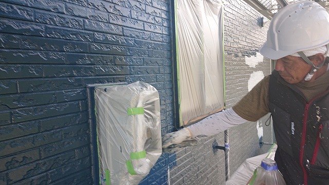 駒ケ根市屋根壁遮熱外壁中塗り5