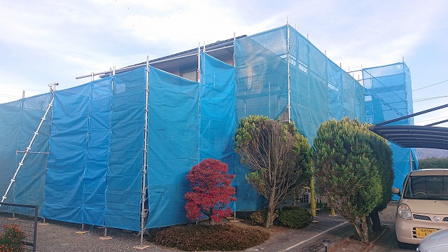 駒ケ根市ミサワホーム外壁屋根足場3