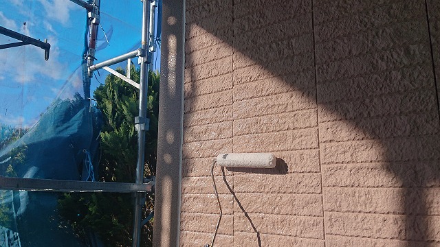 駒ケ根市ミサワ外壁塗装下塗り3