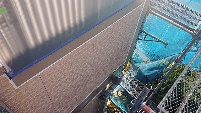 駒ケ根市ミサワ外壁塗装下塗り6