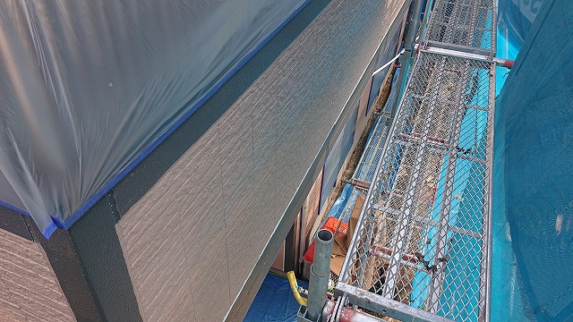 駒ケ根市ミサワ外壁塗装中塗り4