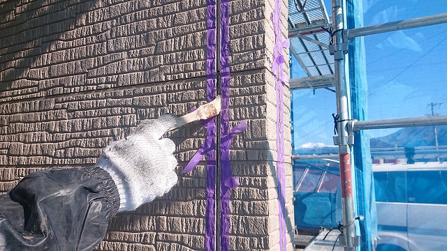 飯島町屋根外壁塗装コーキング7