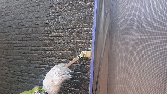 駒ケ根市外壁屋根塗装赤穂外壁下塗り2