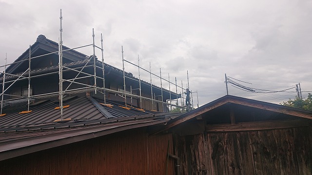 飯田市大瀬木金属瓦足場6